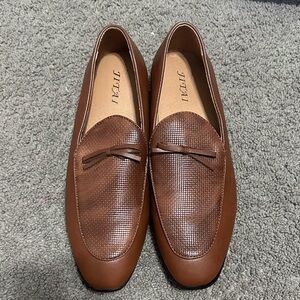 Tai Men's Textured Brown Loafers